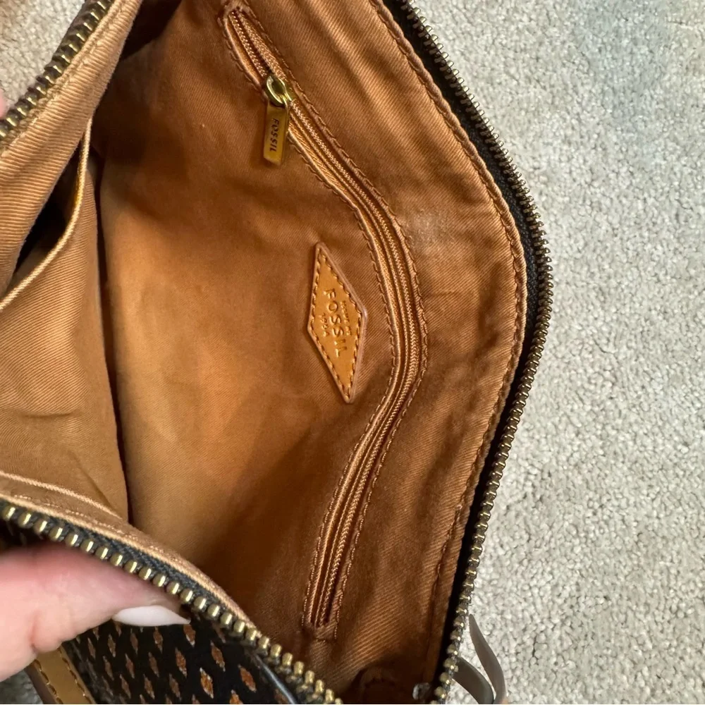 Fossil Emma Crossbody Adjustable Strap - Picture 6 of 8